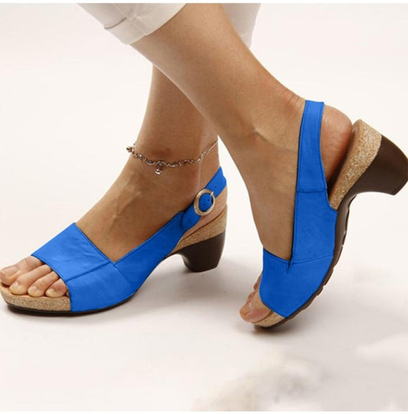Women Buckle Strap Chunky Sandals