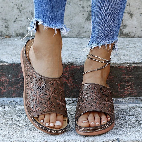 Women Leather Platform Retro Sandals